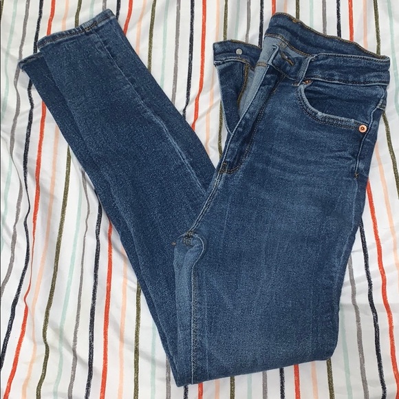 Zara high waisted jeans - Picture 2 of 3